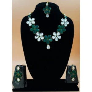 BS  Women's Elegent Kundan And Stone Necklace Set (Green, Free Size)